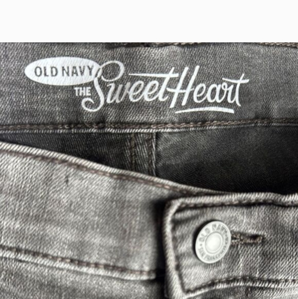 Old Navy "The Sweetheart"  Dark Gray Wash Skinny Jeans
